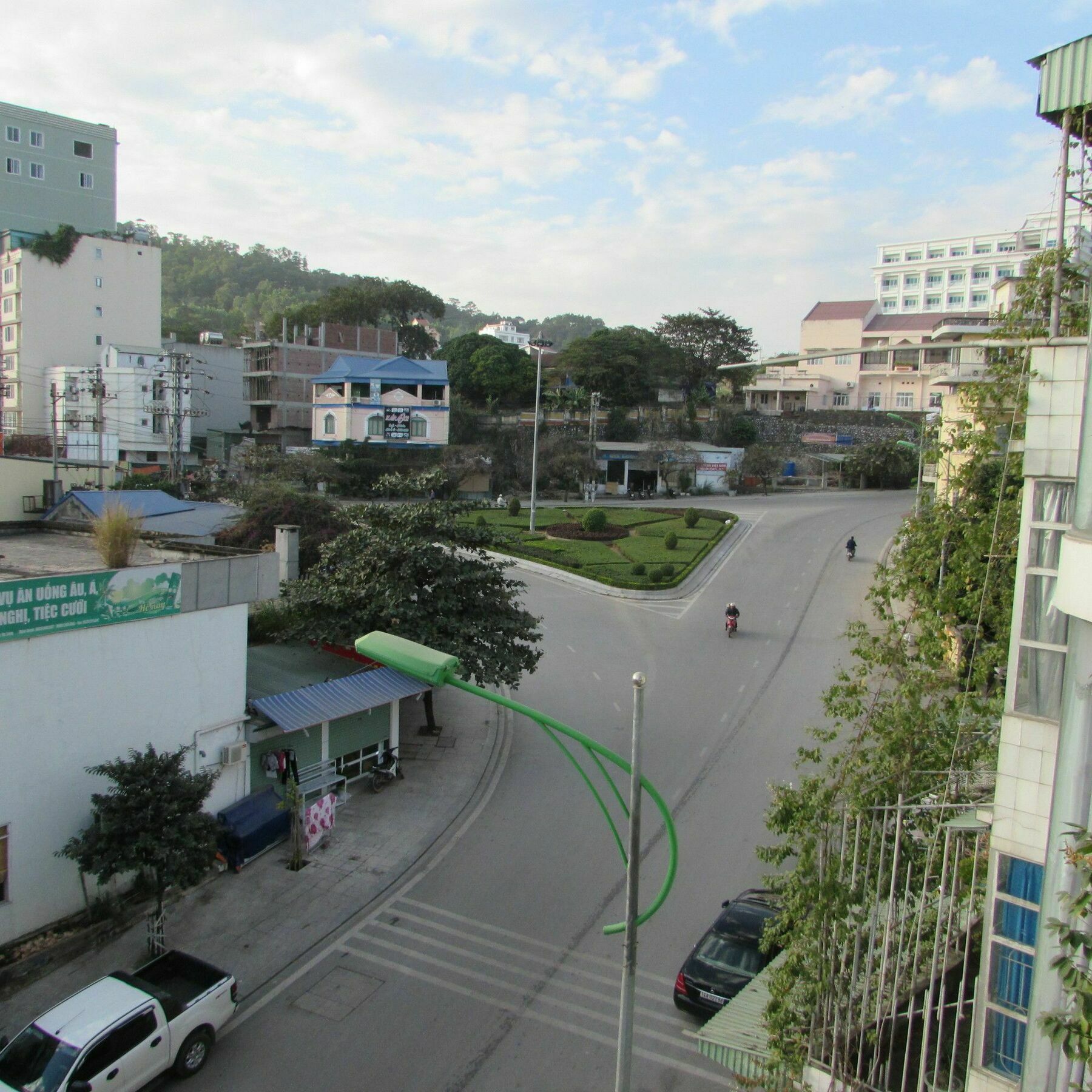 Viet Nhat Halong Hotel - Bai Chay Ha Long Exteriör bild